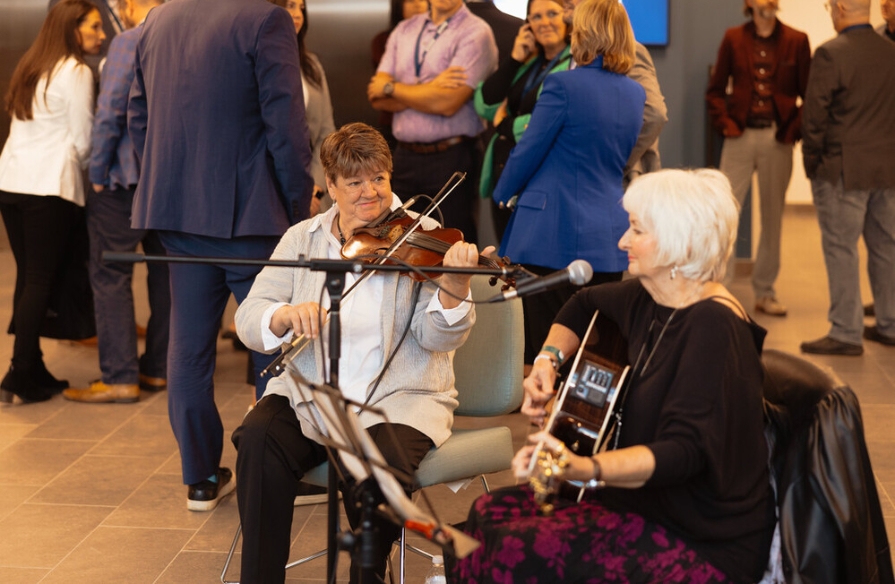 Musical performance by Brenda Stubbert and Blanche Sophocleous at unveiling e.