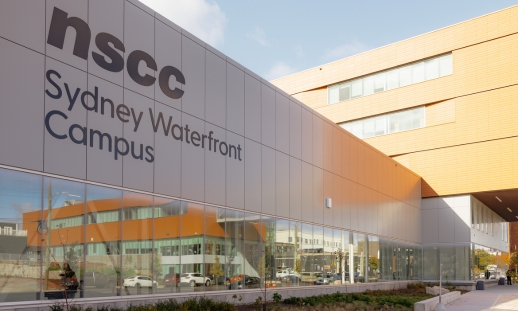 Photo Esplanade Street entrance to Sydney Waterfront Campus.