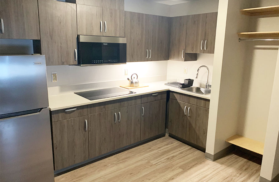 Kitchen space in a 1-bedroom suite 