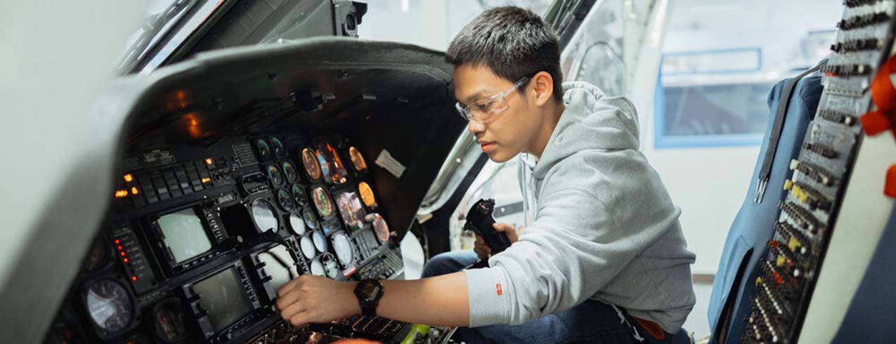 Aircraft Maintenance Technology – Avionics program